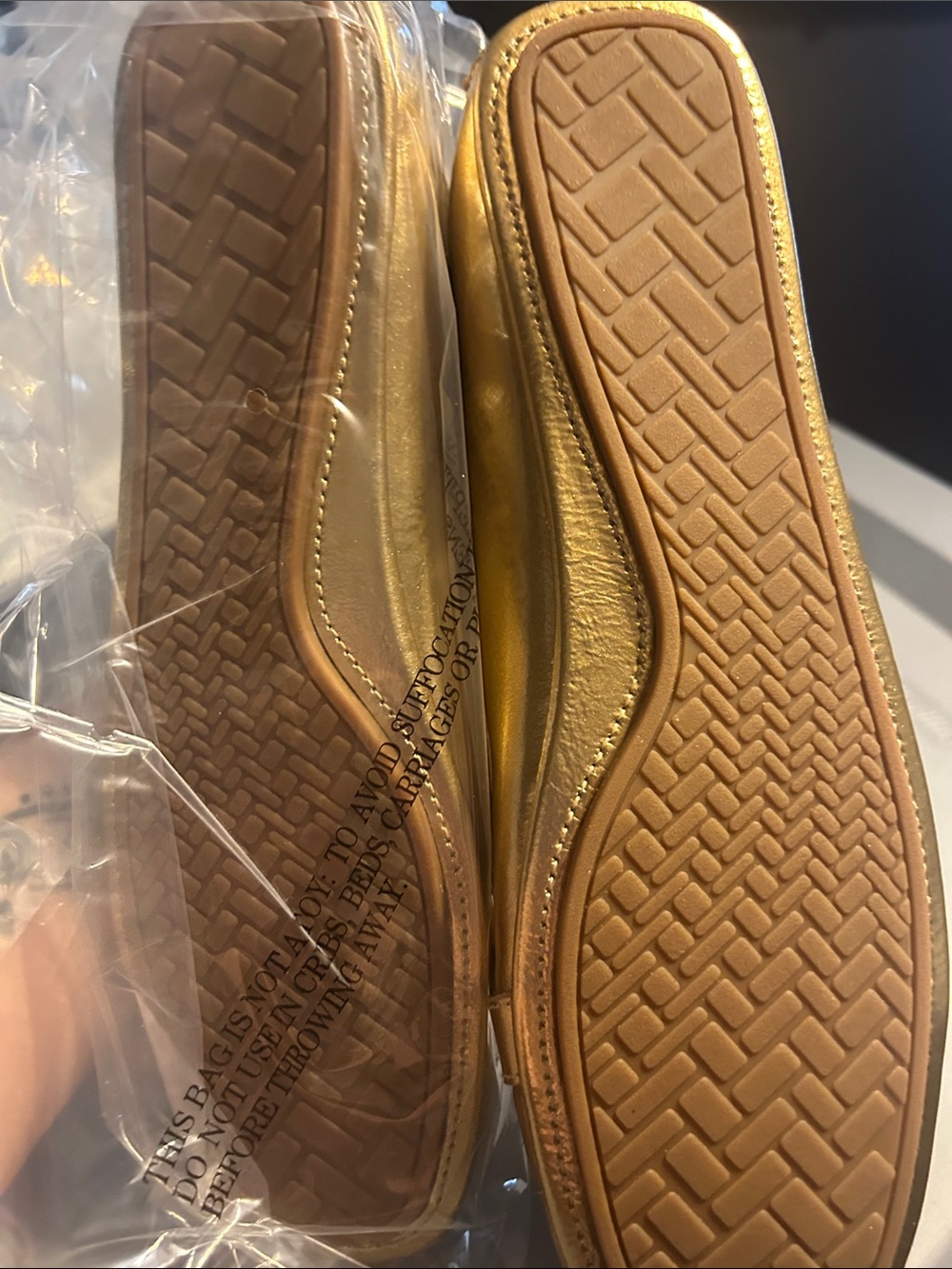 Cole Haan - Picture 4 of 7